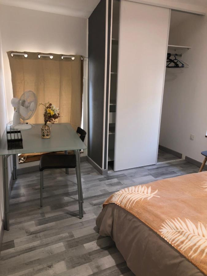 Gite Zen Pres Thermes De Jonzac Bois Zewnętrze zdjęcie